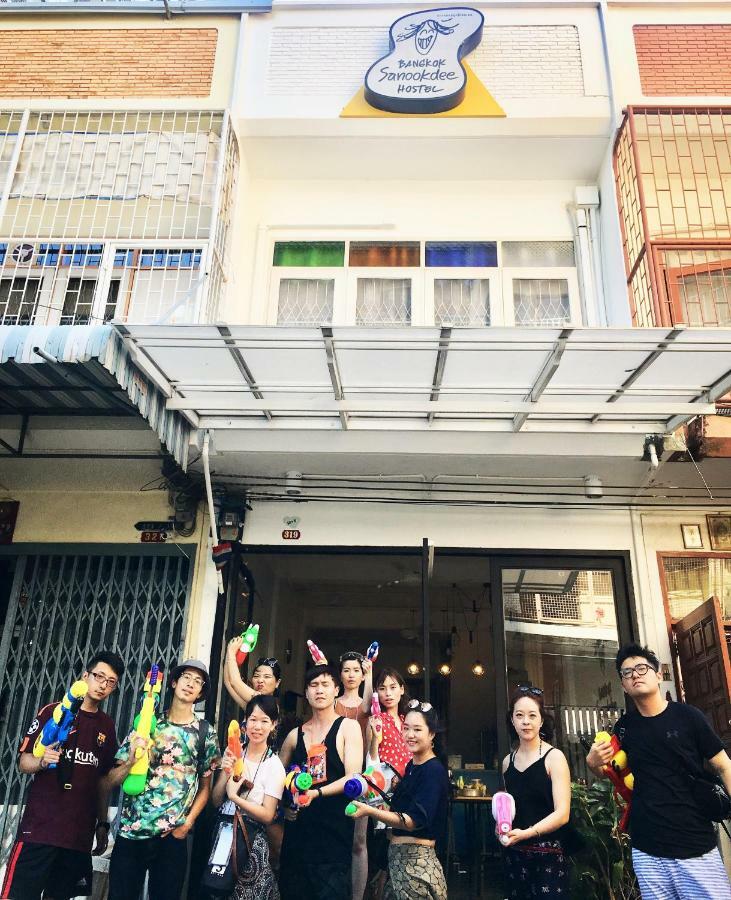 Bangkok Sanookdee Hostel (Adults Only) Esterno foto